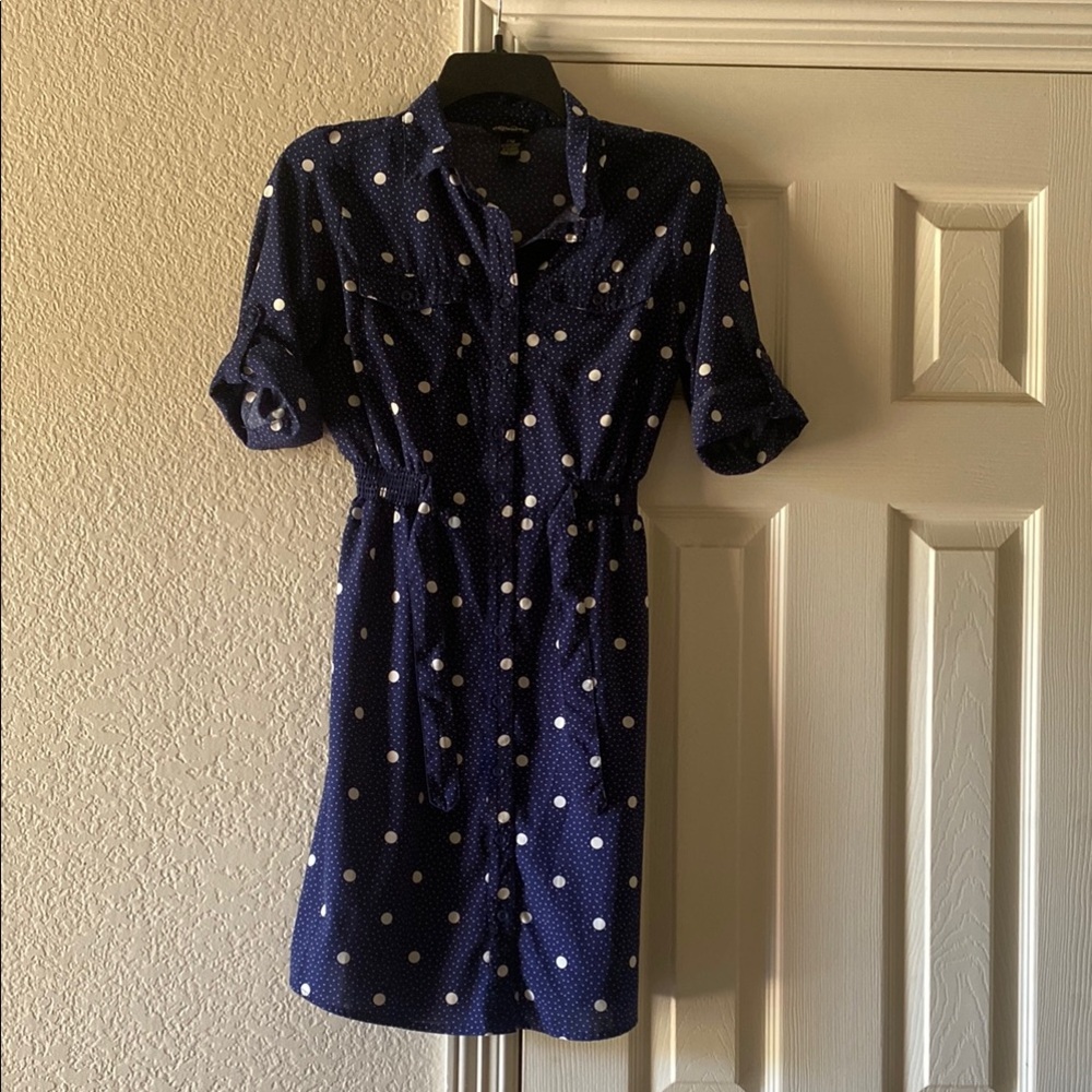 Blue and White Buttoned Midi Dress with Cuffed Sleeves